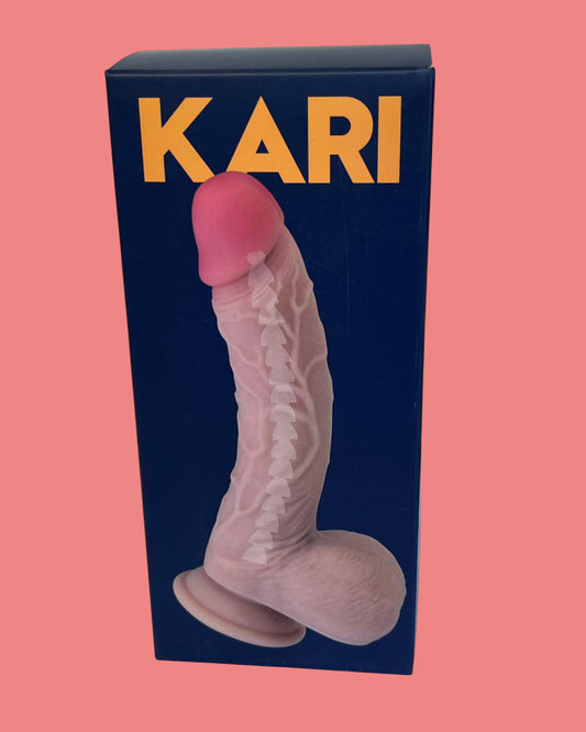 KARI Dildo realistico con ventosa y/o arnes